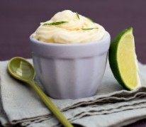 glace-maison-au-yaourt-romarin-citron