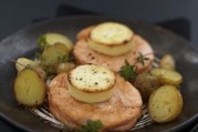 noisette-de-saumon-ecossais-label-rouge-au-chevre-et-pommes-grenaille