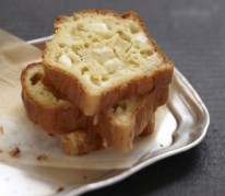cake-sale-aux-epices-poires-et-picodon
